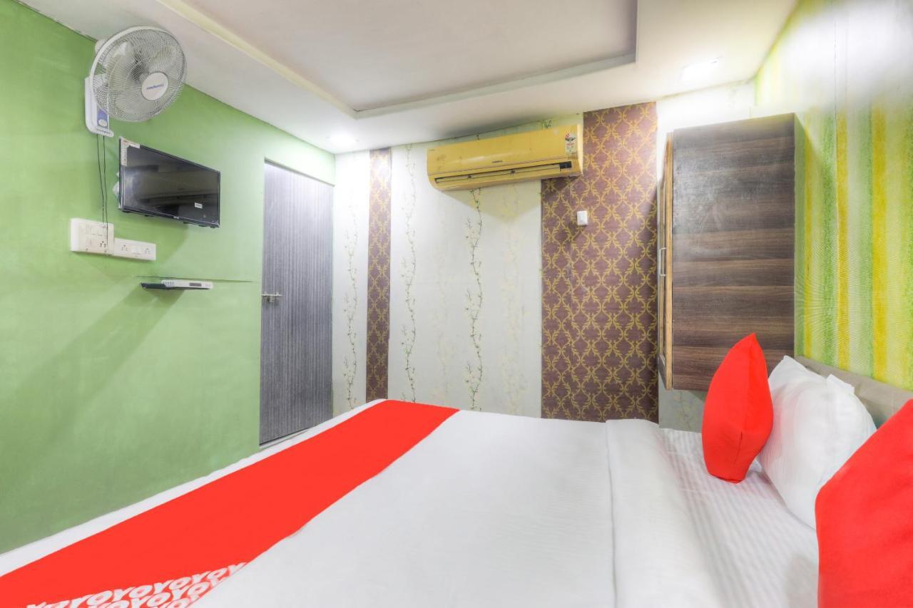 Hôtel Oyo 48896 K2 - Garden à Indore Extérieur photo