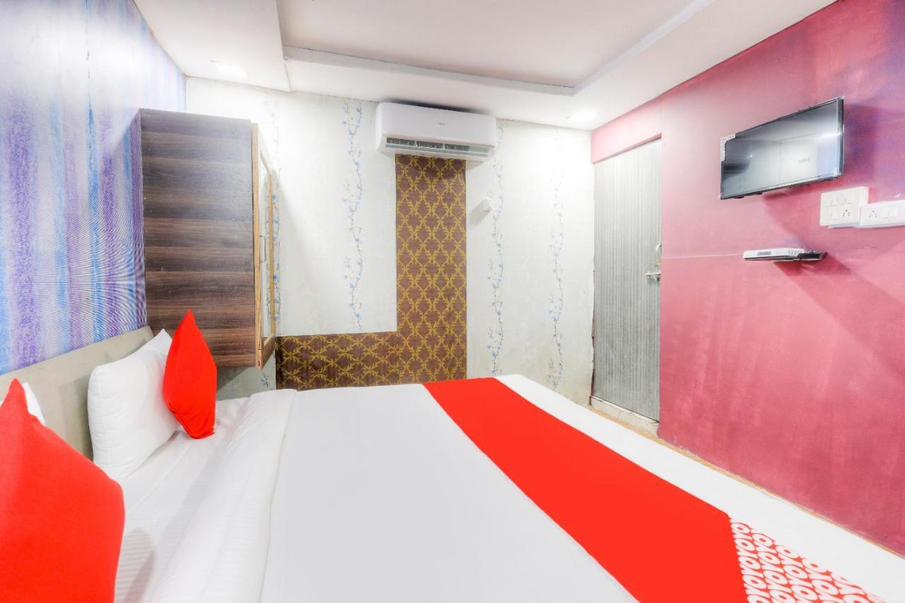 Hôtel Oyo 48896 K2 - Garden à Indore Extérieur photo